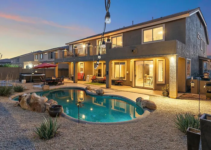 Sleeps 14 Pool Fire Pit Billiards Ev Plug Holiday home