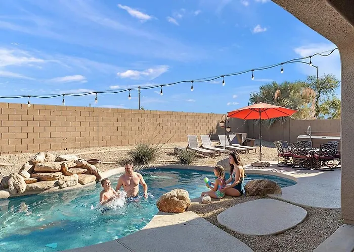 Sleeps 14 Pool Fire Pit Billiards Ev Plug Holiday home *